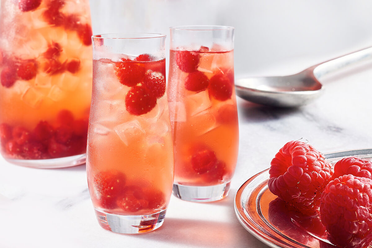 summer cocktail, kombucha rose sangria